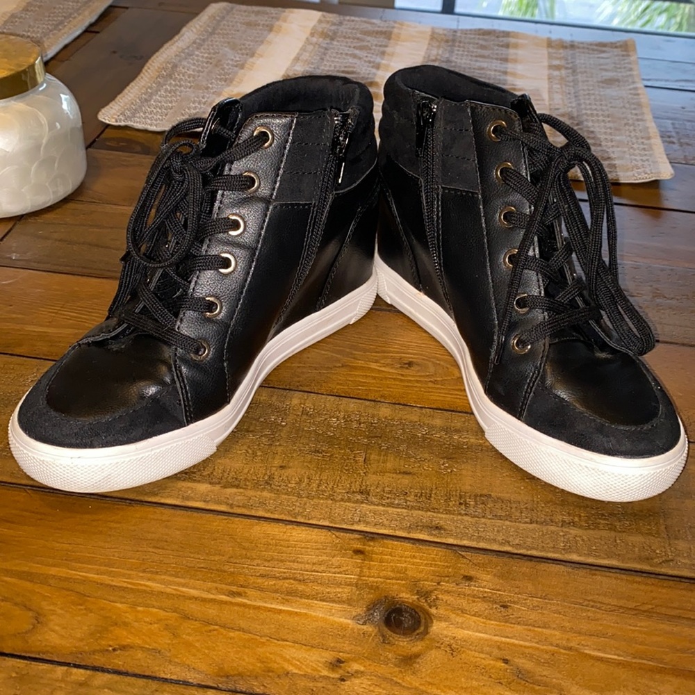 Aldo’s ankle booties black leather